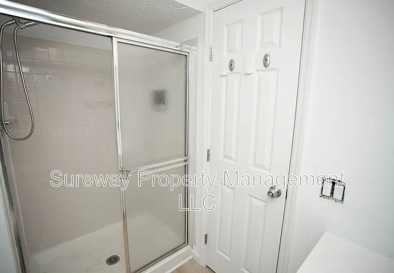 142 Kenwood Dr — Photo 19