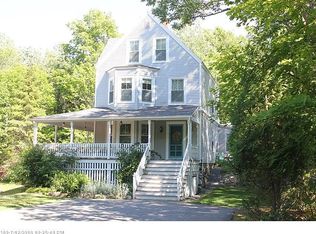 47 Pine Hill Rd S, Cape Neddick, ME 03902