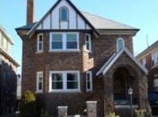 918-920 Nottingham Rd, Grosse Pointe Park, MI 48230