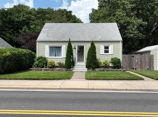 890 Cottage St, Pawtucket, RI 02861