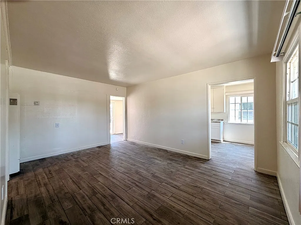 2 bed, 810 sqft, $2,800 — Photo 4