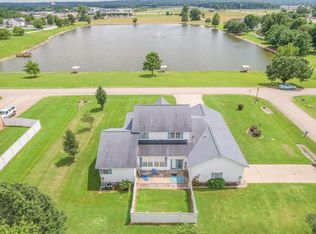 2204 Stonebrook, Dexter, MO 63841