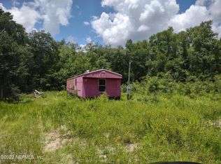 107 Maltas Ave, Interlachen, FL 32148