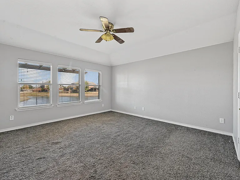 5590 Manitou Dr — Photo 12