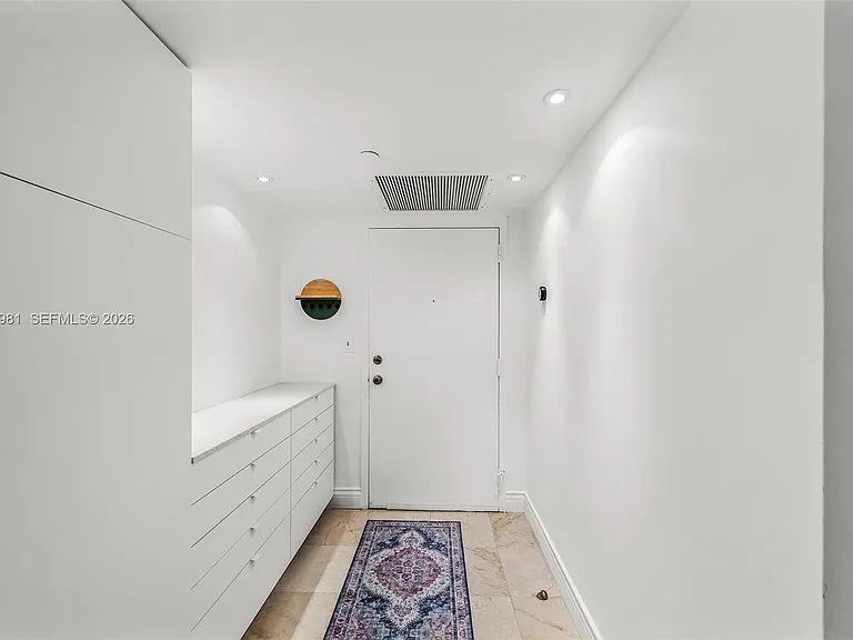 1915 Brickell Ave #C1612 — Photo 39