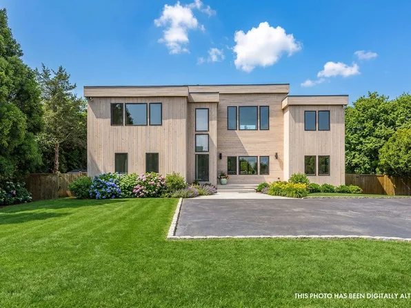 3 Shore Ln, Westhampton, NY 11977