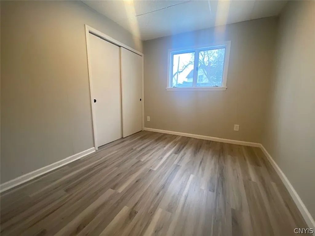 1 bed, 1.0 bath, 2972 sqft, $900 — Photo 4
