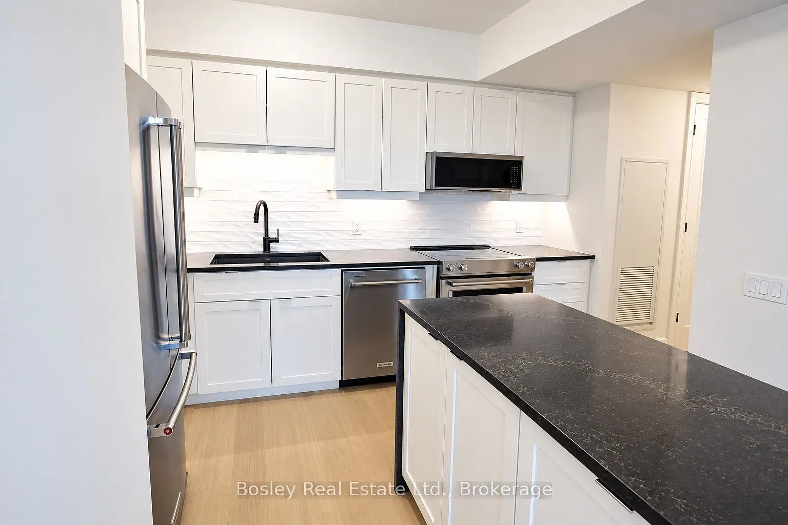 2 bed, $2,700 — Photo 2