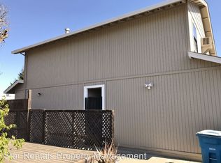 513 Elizabeth St #A, Vacaville, CA 95688
