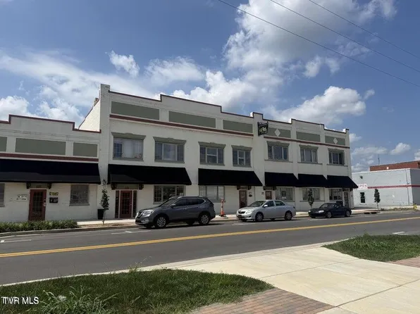 555 E Main St APT 209, Kingsport, TN 37660