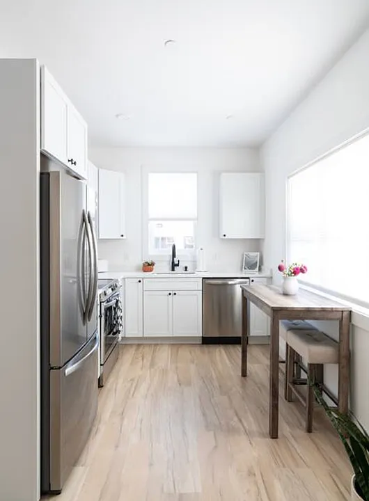 8 Enon St #103