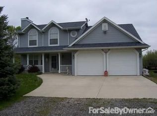 11855 Bristol Rd, Bristol, WI 53104