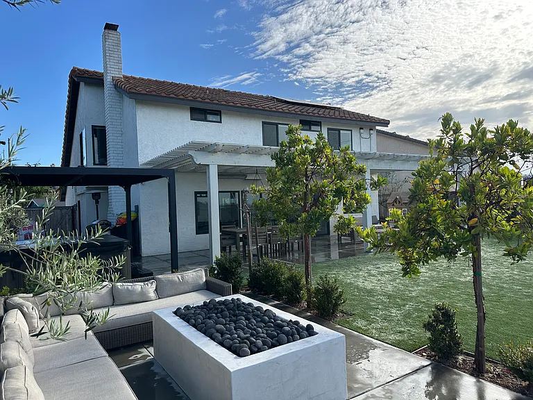2722 La Golondrina St — Photo 36
