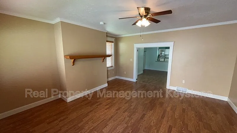 2 bed, 1.0 bath, 1544 sqft, $1,400 — Photo 4