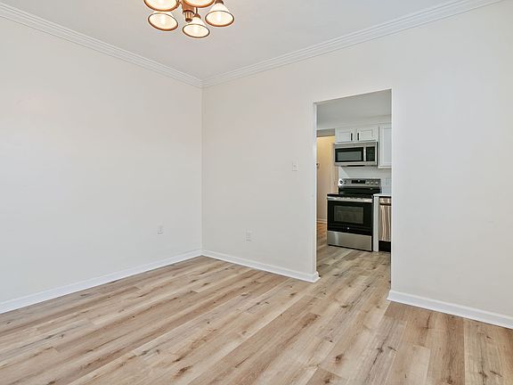 5th image of 2807 Neeld Ave #3B-1BA