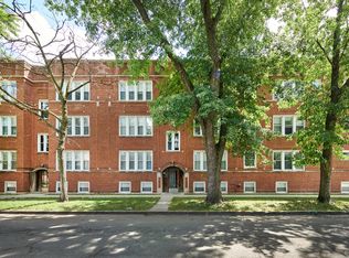 7209 N Damen Ave #3, Chicago, IL 60626