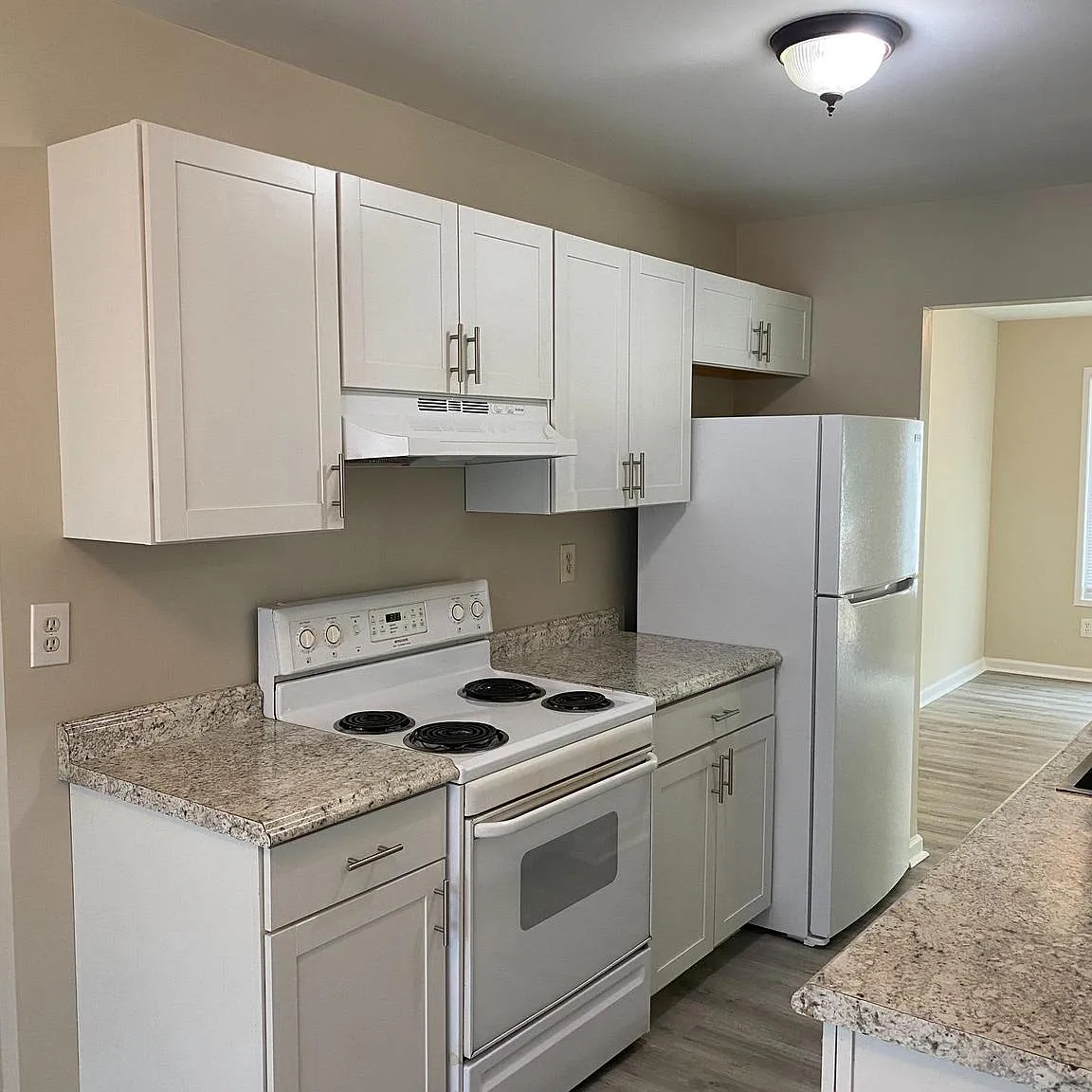 3 bed, 2.5 bath, 1620 sqft, $2,450 — Photo 4