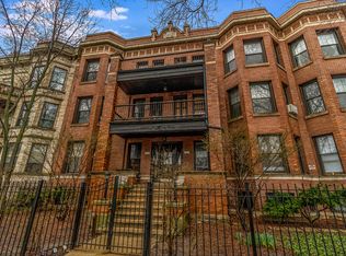 6930 N Sheridan Rd #1, Chicago, IL 60626