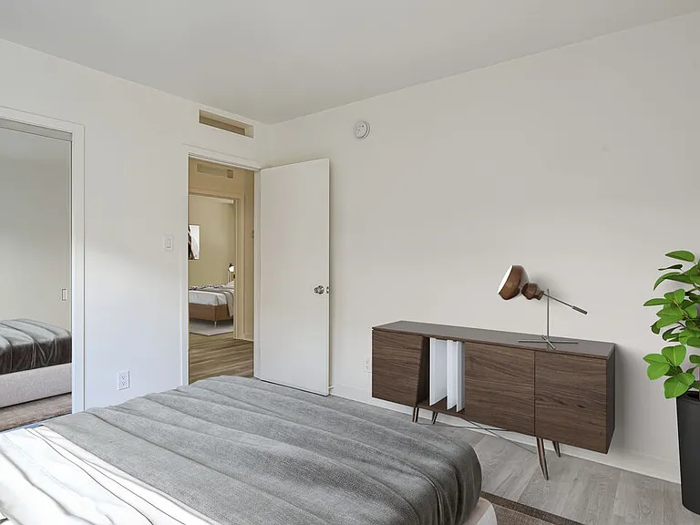656 Indiana Ave #2 — Photo 9