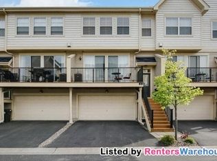 4615 Victor Path UNIT 6, Hugo, MN 55038