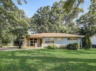 112 Harding St, Stoughton, WI 53589