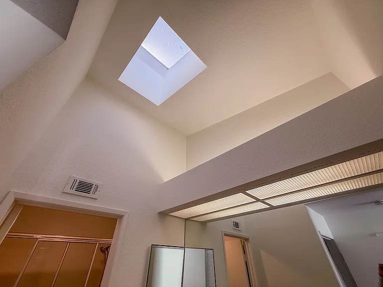 50 Alcoba — Photo 11