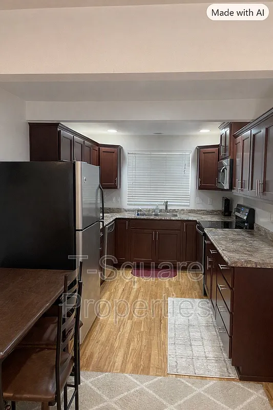 2 bed, 1.0 bath, 1026 sqft, $2,349 — Photo 2
