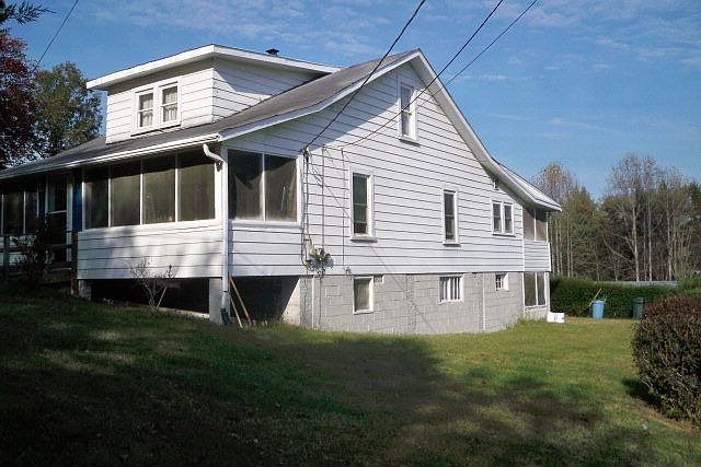 2nd image of 332 Friendship Cross St