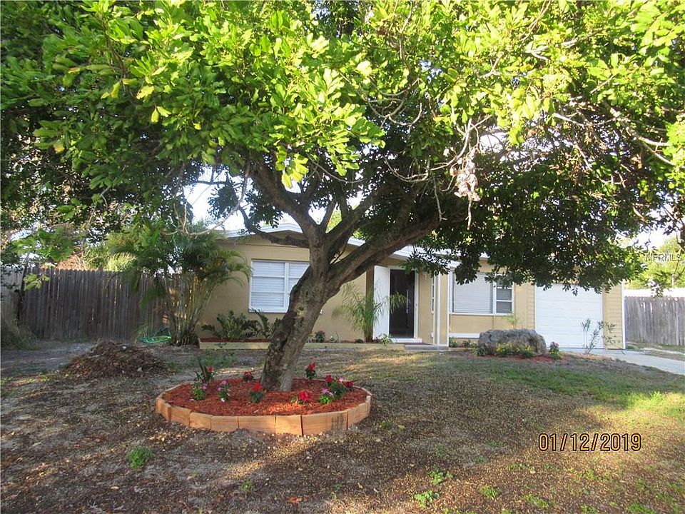 1st image of 2203 N Wellesley Dr