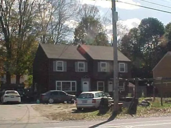 36 W Pleasant St, Claremont, NH 03743