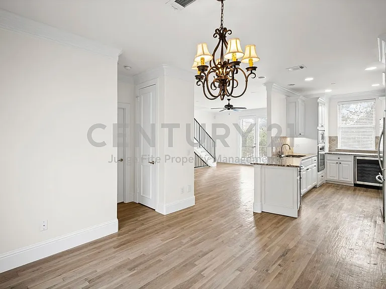 4144 Grassmere Ln #4 — Photo 7