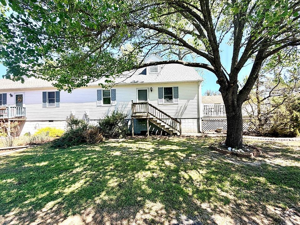 1st image of 6737 Megan Dr