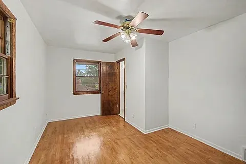 3701 Adair Ave N — Photo 4