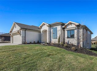 2814 NE 102nd St, Kansas City, MO 64155