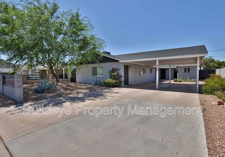 825 E Alice Ave #B — Photo 2