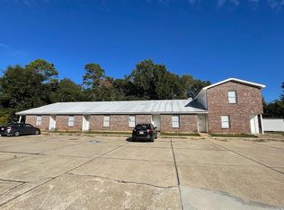 801 Oakleigh Ave, Gulfport, MS 39507