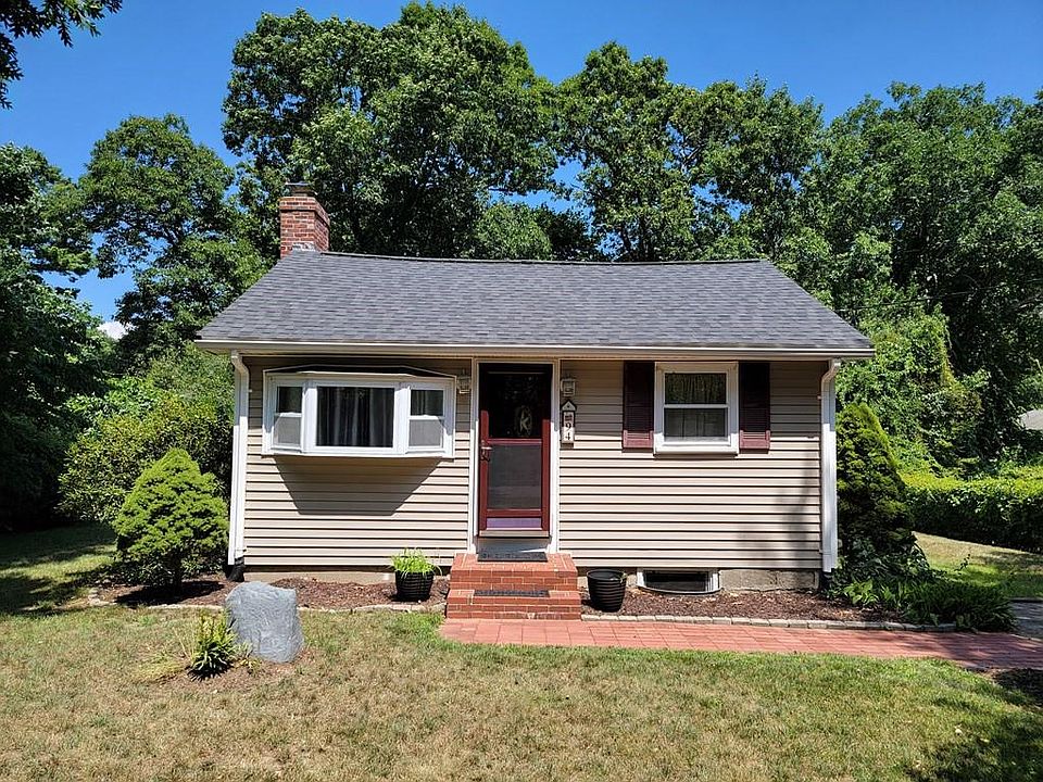 1st image of 94 Lake Dr