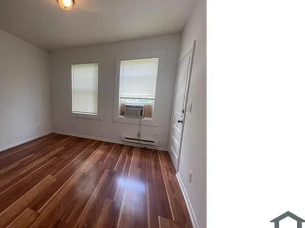 121 19th St NE APT 4, Washington, DC 20002