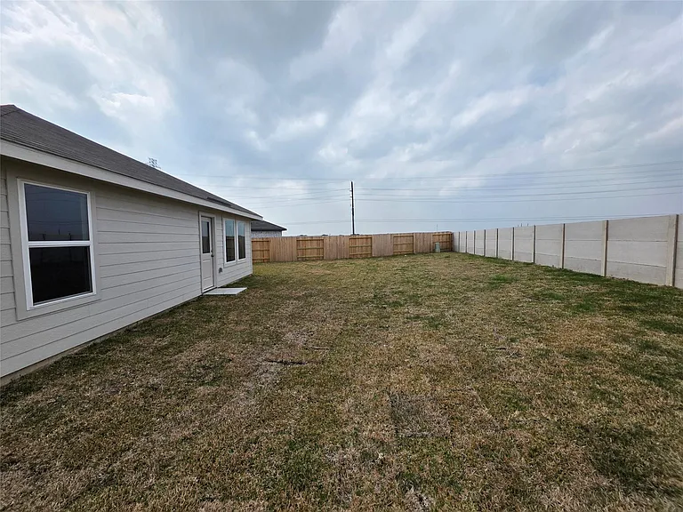 26930 Cascade Sunrise St — Photo 29