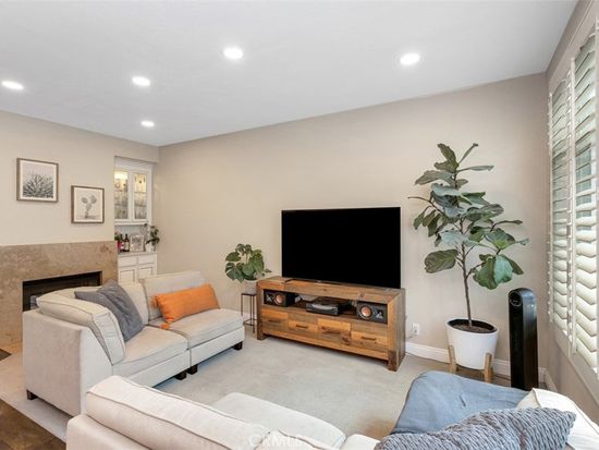 533 N Pageant Dr UNIT B, Orange, CA 92869