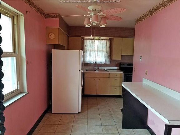 3rd image of 304 Westmoreland Dr