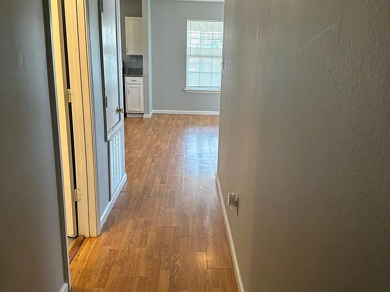 8720 - 8722 Hickory Street — Photo 8