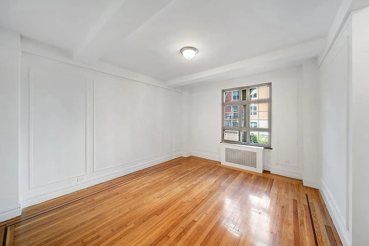 208 West 23rd Street — Photo 1