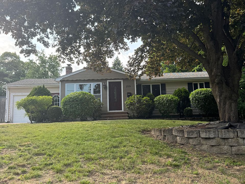 1st image of 109 Larchmont Rd