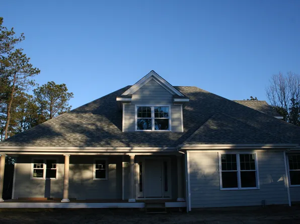 https://photos.zillowstatic.com/fp/ba6cabbc4a9519af32a75d03cf6ed760-p_e.webp