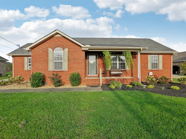 1032 Auldridge Dr, Christiana, TN 37037