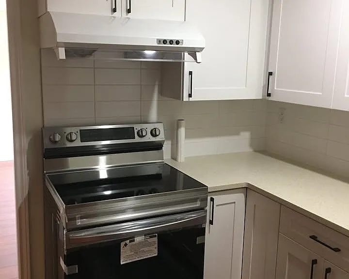 600 Monte Pl — Photo 2