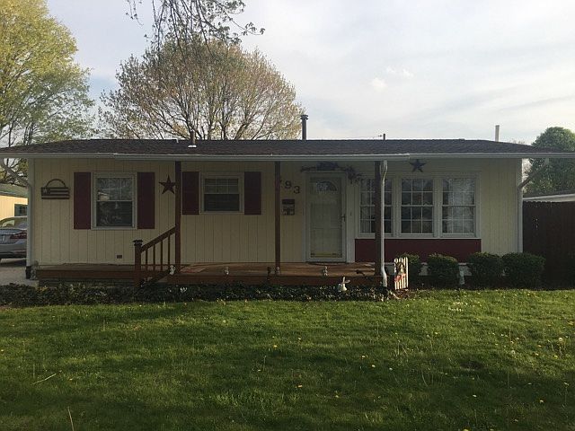 1st image of 493 Deerfield Dr