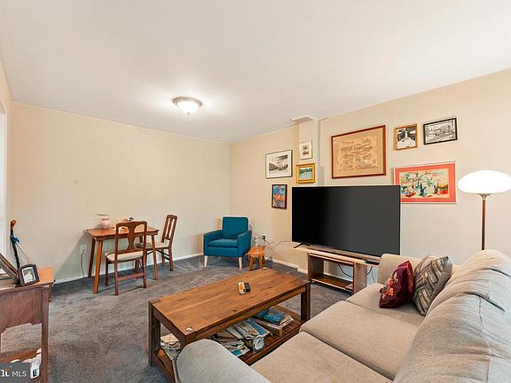 3rd image of 309 Florence Ave #119