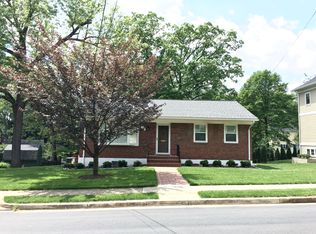 6543 35th Rd N, Arlington, VA 22213